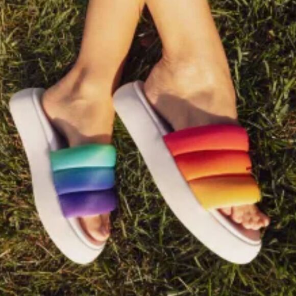 BRAND NEW TOMS ALPHARETTA MALLOW SLIDE WOMEN'S RAINBOW SHOES CASUAL SAN… - Picture 1 of 16